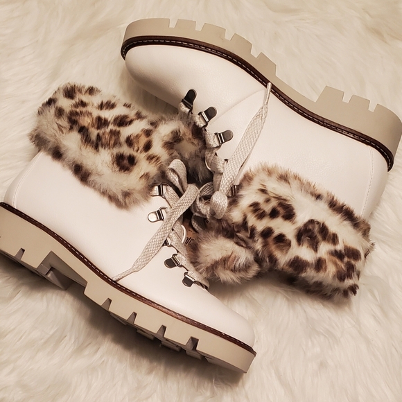 White Mountain Glamorous Faux Fur Leopard Lace Up Ankle Boots In White - Picture 1 of 7